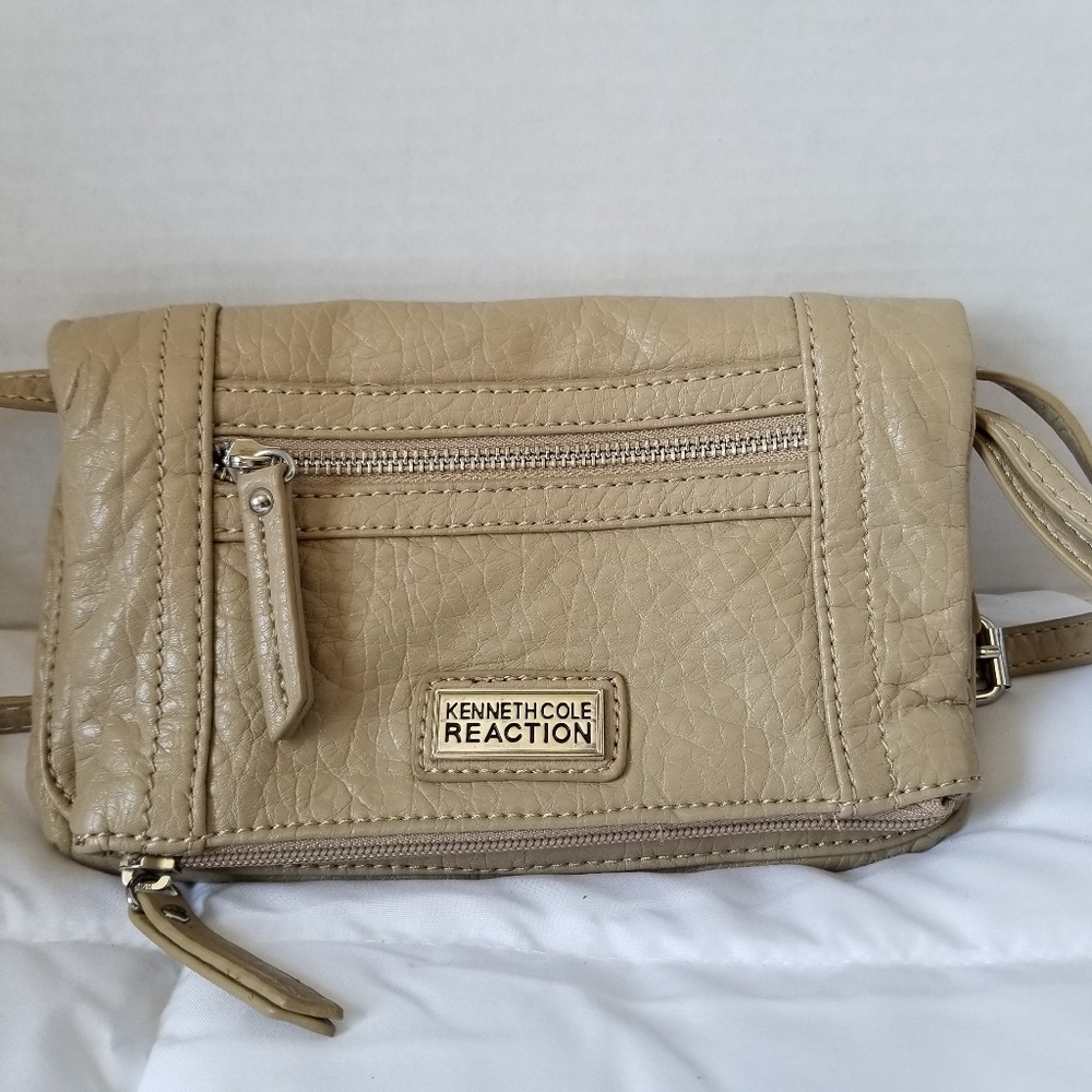 Kenneth Cole Reaction Adjustable Strap Crossbody